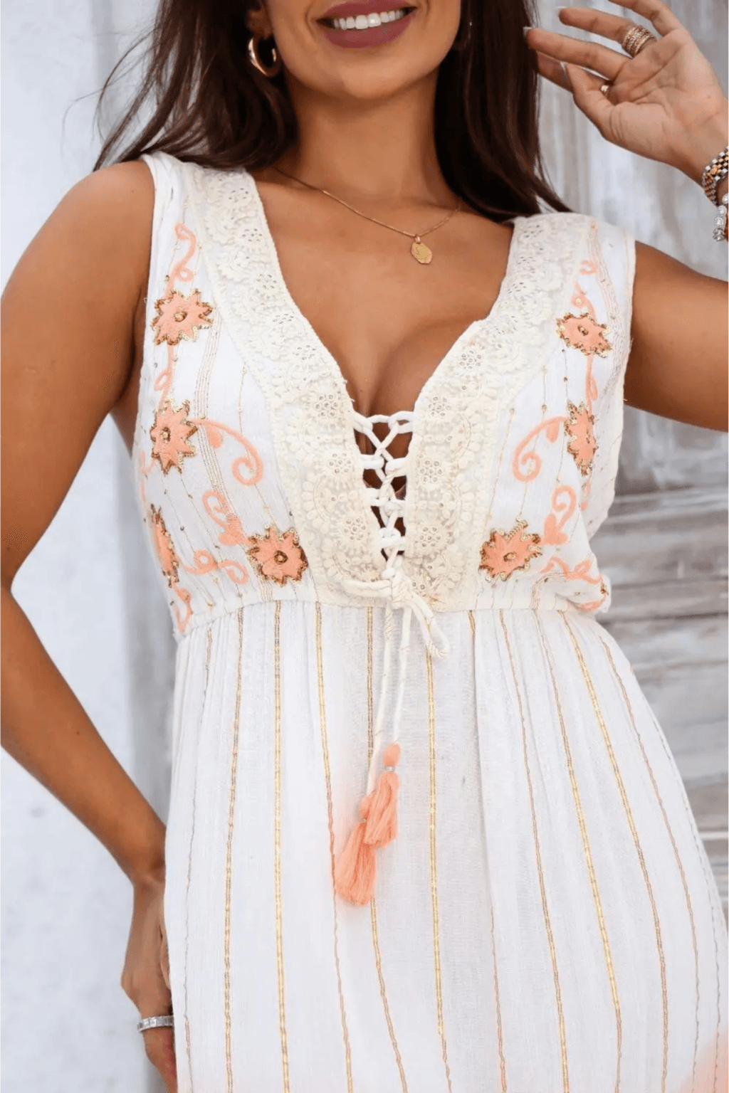Vestido Longo Luz do Mediterrâneo Bordado Coleção Luxo Boho