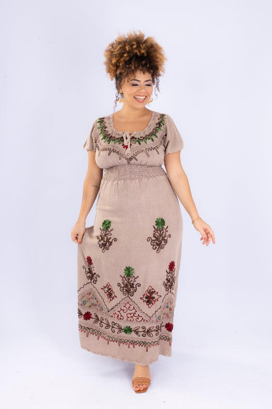 Vestido Ciganinha Luz do Deserto Bordado Viscose Coleção Premium 8843.