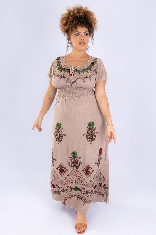 Vestido Ciganinha Luz do Deserto Bordado Viscose Coleção Premium 8843.