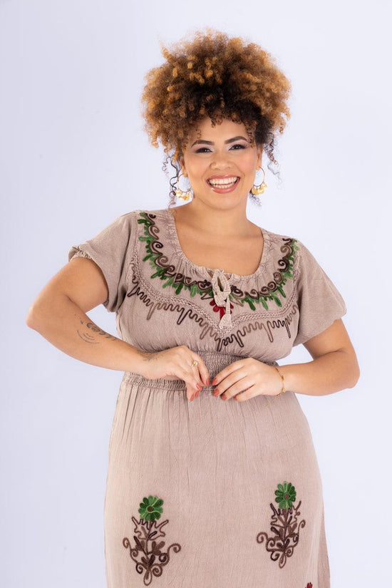 Vestido Ciganinha Luz do Deserto Bordado Viscose Coleção Premium 8843.