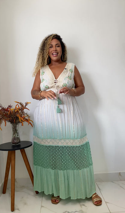 Vestido Longo Luz do Mediterrâneo Bordado Coleção Luxo 9278.